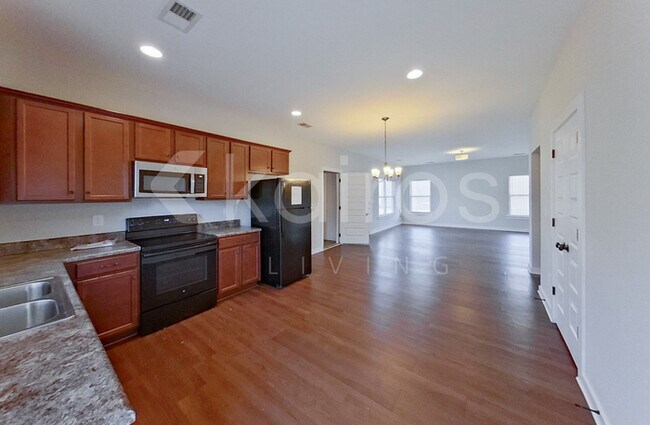 Foto del edificio - 464 White Oak Cir