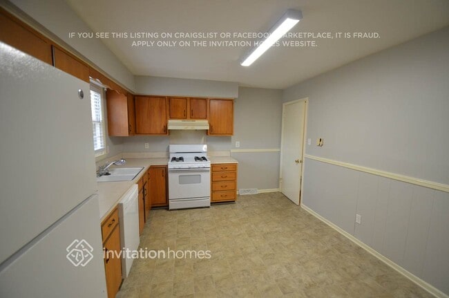 Building Photo - 9927 Feldbank Dr