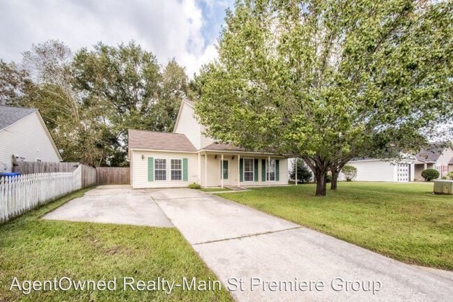 Building Photo - 4044 Bonaparte Dr