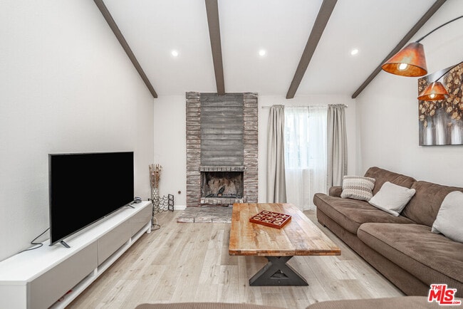 Building Photo - 29846 Grandifloras Rd