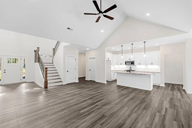 Foto del edificio - 125 Wilbon Cir