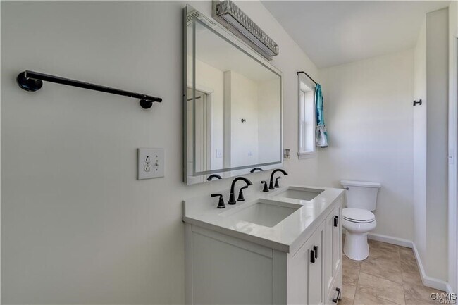 Foto del edificio - 31847 County Route 143