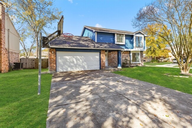 Building Photo - 3223 Deer Valley Dr