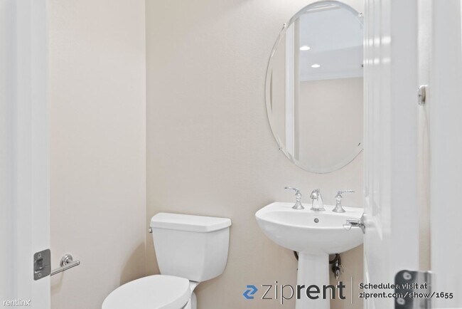 Foto del edificio - 2 br, 2.5 bath Townhome - 1188 Morse Avenu...