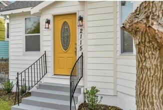 Building Photo - 2115 Independence St Building Photo - 2115 Independence St