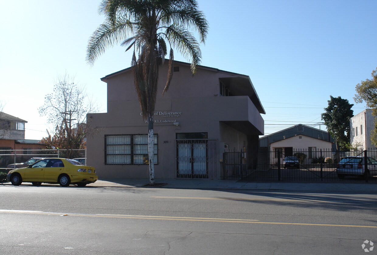 Foto del edificio - 3071-3079 Imperial Ave