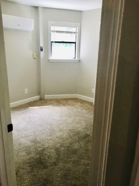 Building Photo - Newly Renovated 1 Bedroom Wesley Heights