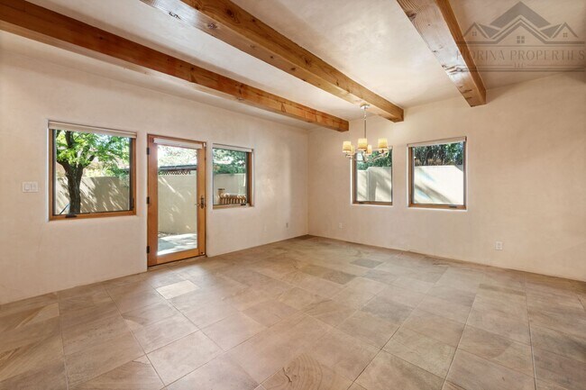 Building Photo - Beautiful Santa Fe Home Just 1.1 Miles from the Plaza