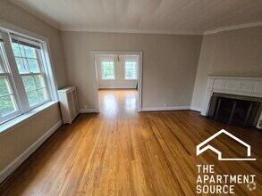 Building Photo - 1454 Oak Ave