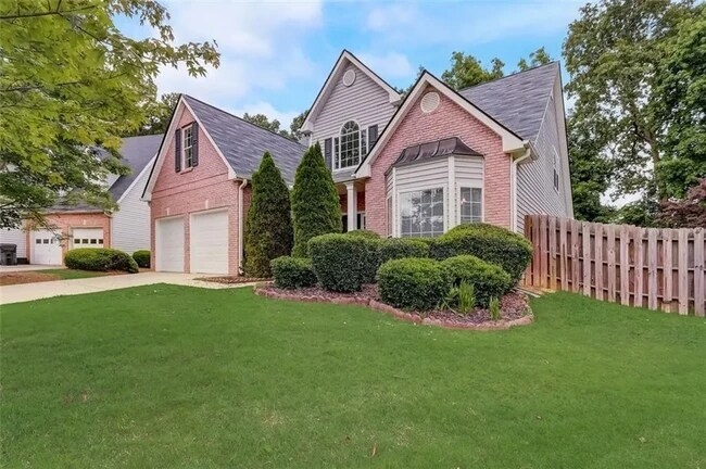 Frente - 2356 Hampton Park Dr