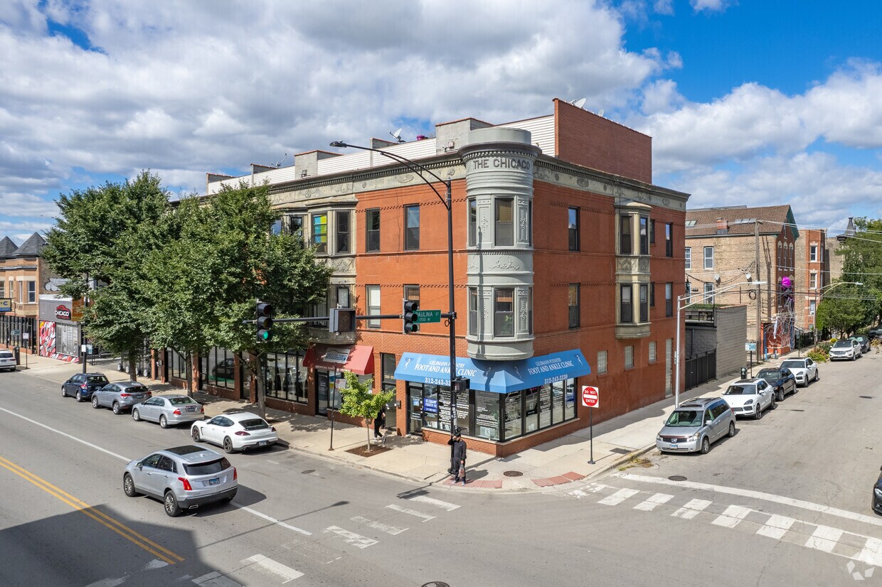 Primary Photo - 1700-1708 W Chicago Ave