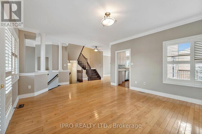 Photo du bâtiment - 5448 Churchill Meadows Blvd