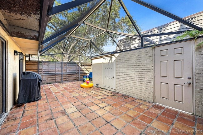 Building Photo - 227 2nd Terrace