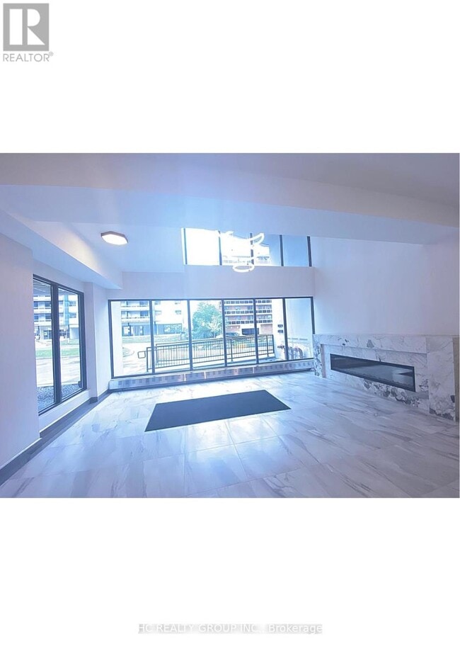 Building Photo - 150 Charlton Ave E