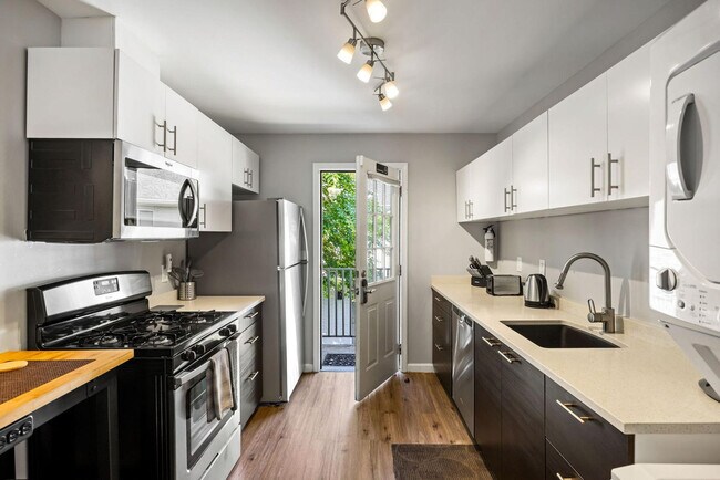 Foto del edificio - 15 Standish Ave NW