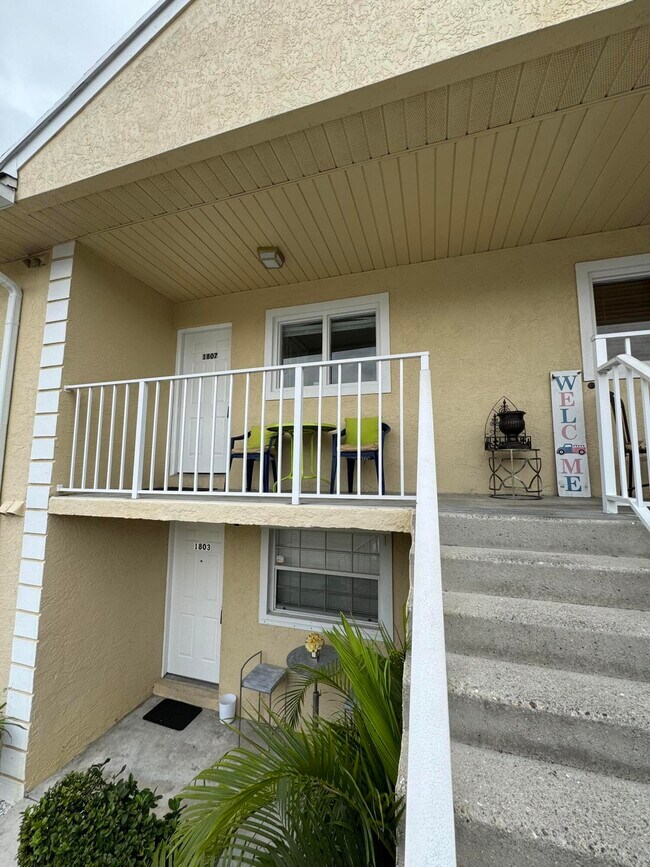 Foto del edificio - 1807 Palm Beach Trace Dr