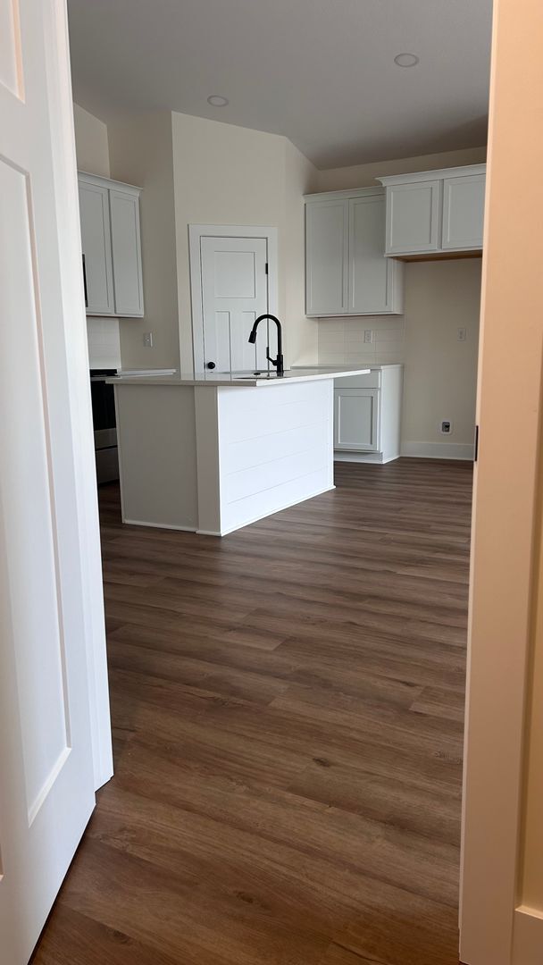 Foto del edificio - 16824 W Kashmir St