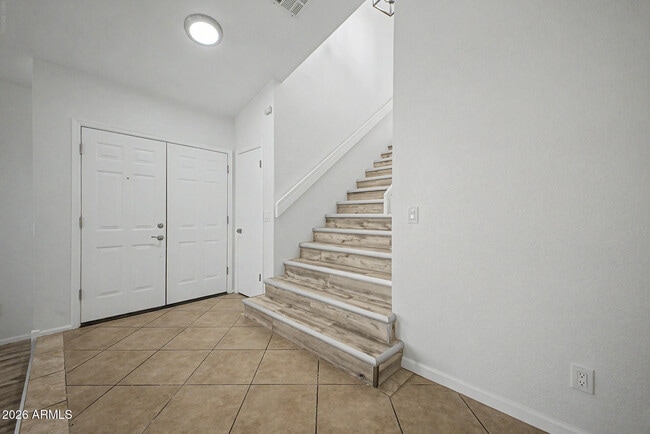 Foto del edificio - 7637 W North Ln