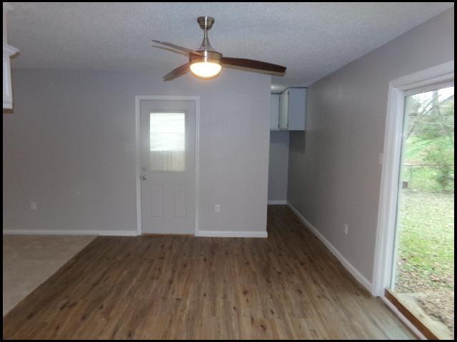 Foto del edificio - 8 Brookway Ln