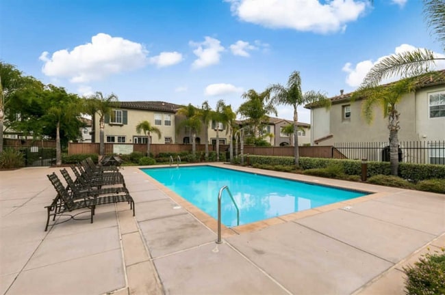 Foto del edificio - 1517 Laurel Grove Dr