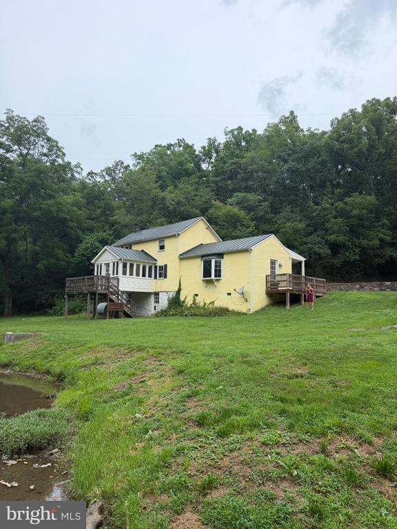 Foto del edificio - 33709 Clifton Farm Ln