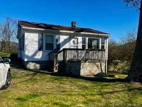 Building Photo - 414 Bryant Rd