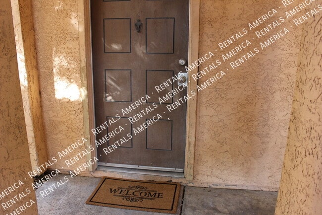 Building Photo - 3131 W Cochise Dr