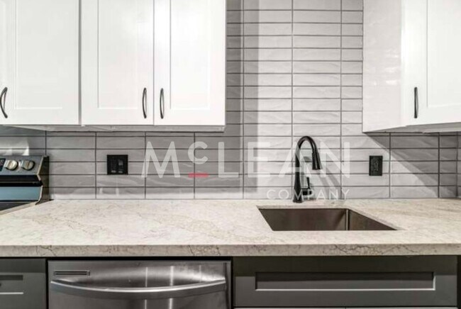 Foto del edificio - Reduced Price - One Bedroom Palm Springs V...
