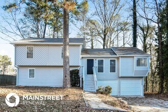 Building Photo - 1445 Glynn Oaks Dr SW