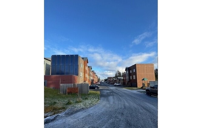 Foto del edificio - 529 Carroll Way