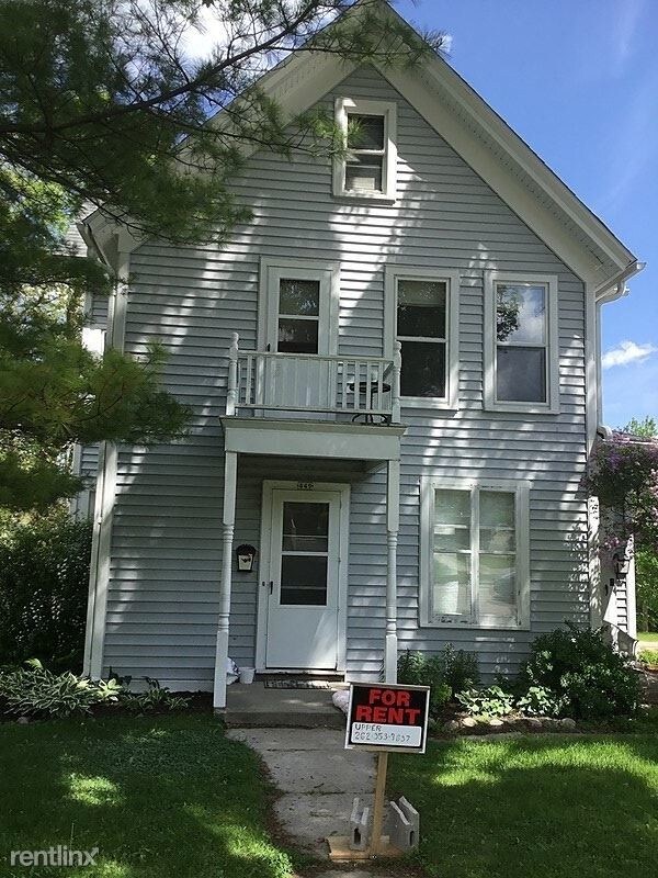 Primary Photo - 449 S 7th Ave