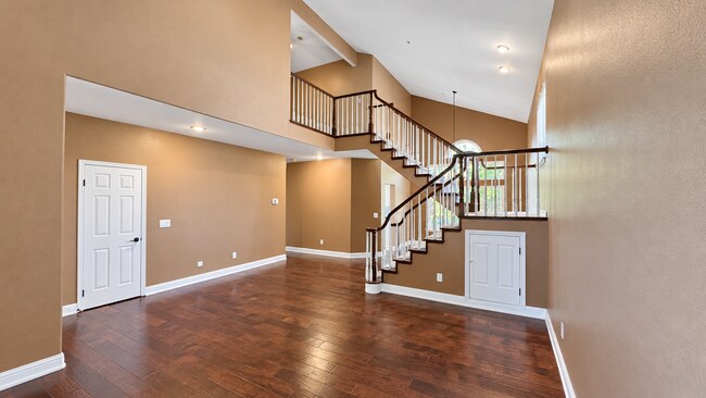 Foto del edificio - 3878 Loch Lomand Way