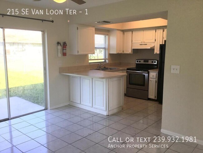 Foto del edificio - 215 SE Van Loon Terrace