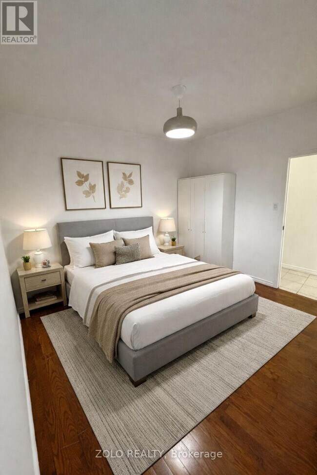 Photo du bâtiment - 968 Bathurst St