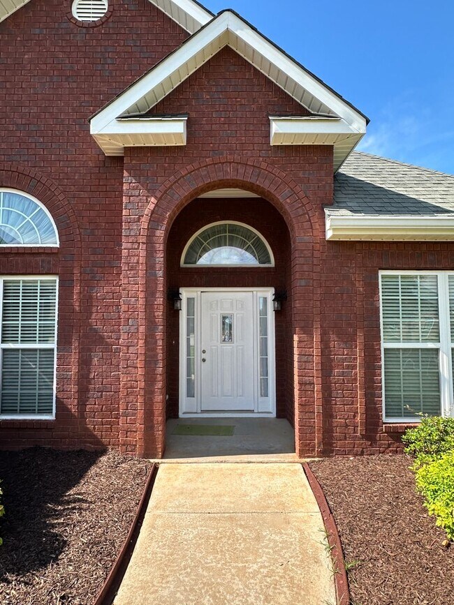Building Photo - 132 Emberly Lane