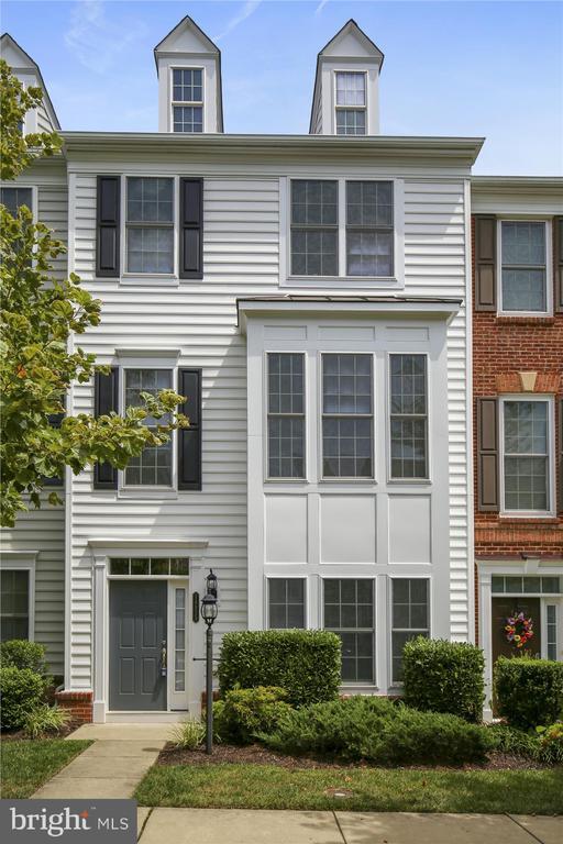 Building Photo - 14855 Potomac Branch Dr