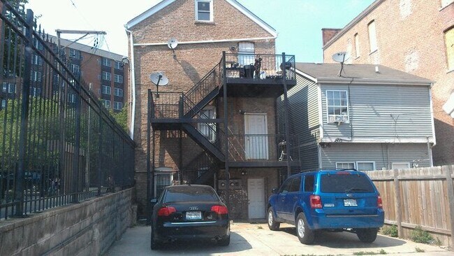 Building Photo - 1161 W 17th St