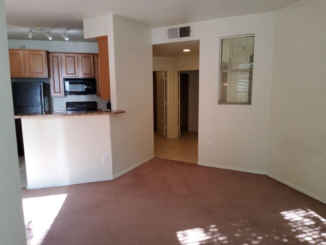 Foto del edificio - 5303 N 7th St