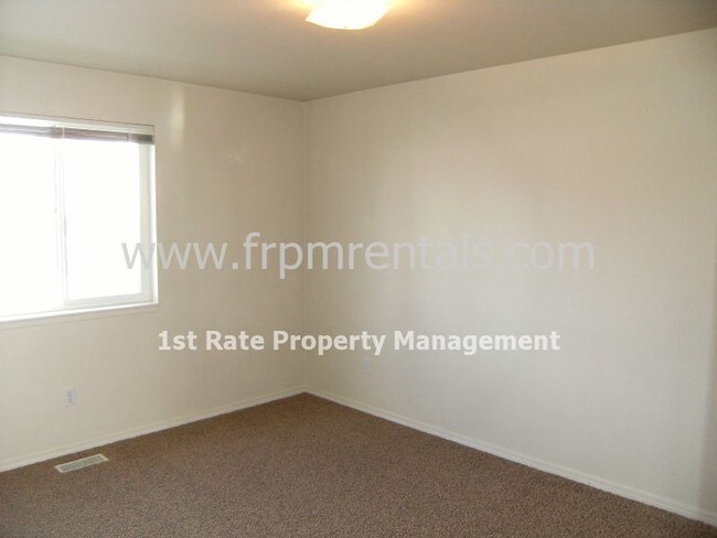 Building Photo - 4721 W Pasadena Ln
