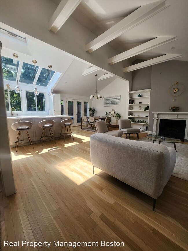 Foto del edificio - 4 br, 3 bath House - 3 Parkside Dr.