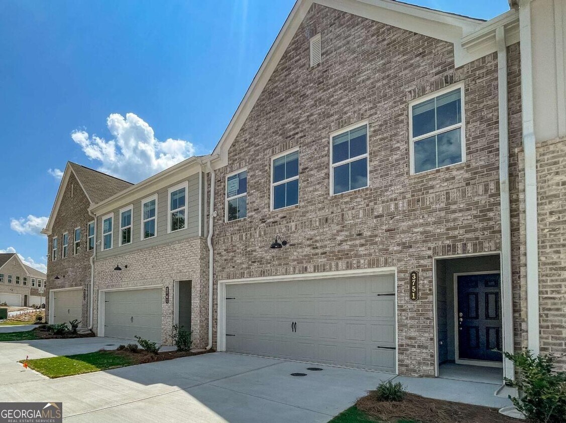 Foto principal - 4090 Denton Dr