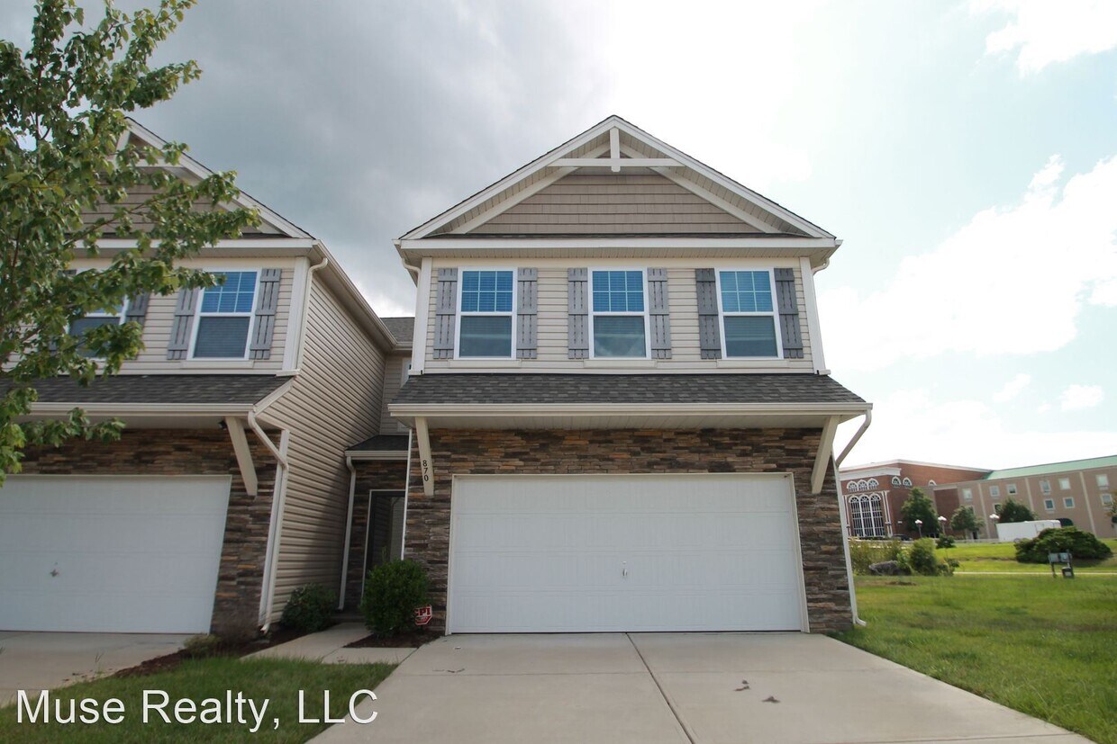 Primary Photo - 3 br, 2.5 bath House - 870 Summerlake Drive