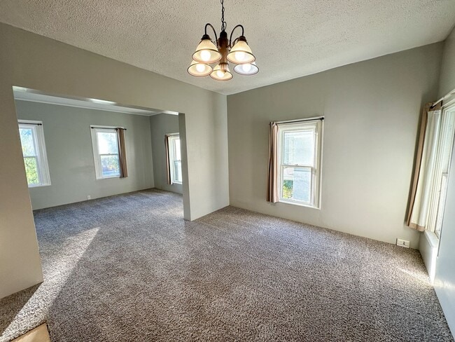 Building Photo - 1449 Quarry Ave NW
