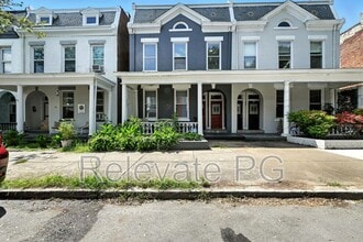 Building Photo - 24 S Davis Ave