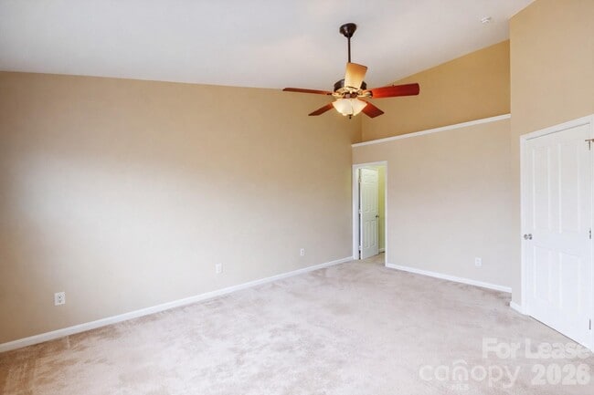 Building Photo - 9327 Greenheather Dr