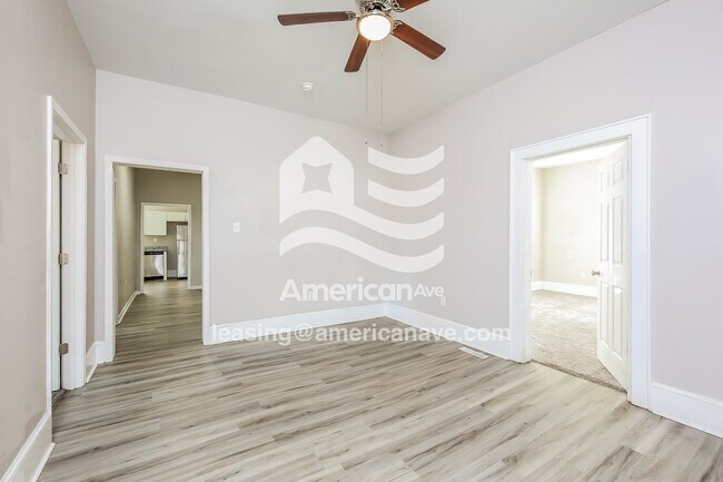 Foto del edificio - 203 Wellington St