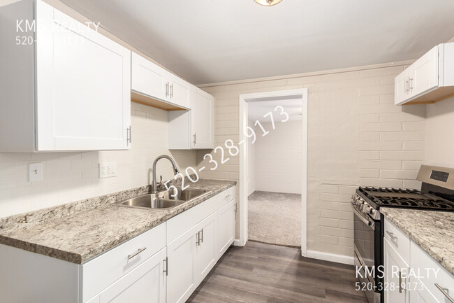 Foto del edificio - 1019 E 27th St