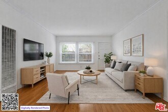 Building Photo - 10620 Holman Ave