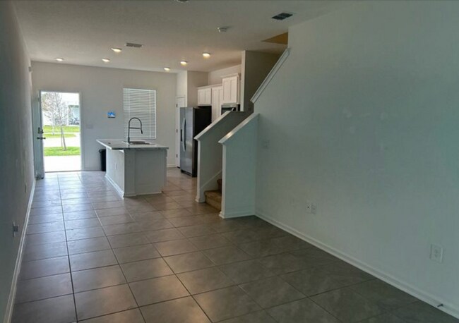 Foto del edificio - 8393 Zenith Cir