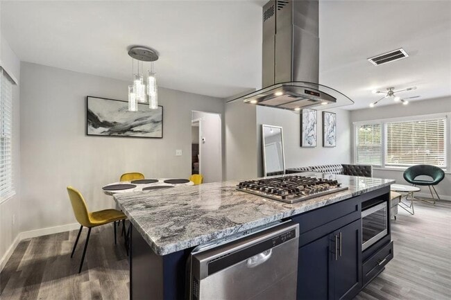 Building Photo - 1561 Pontiac Pl SE